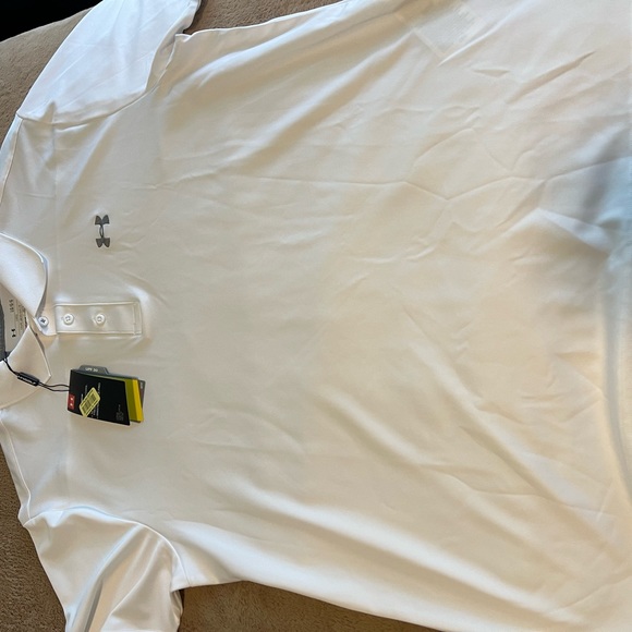 4- New W/Tags L Under Armour,Blue,White,Black,Grey Polo Shirts $140 for all 4. - Picture 3 of 7